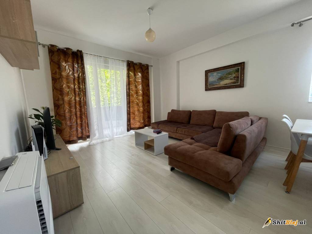 Qira, Apartament 2+1 Liqeni i Thate 