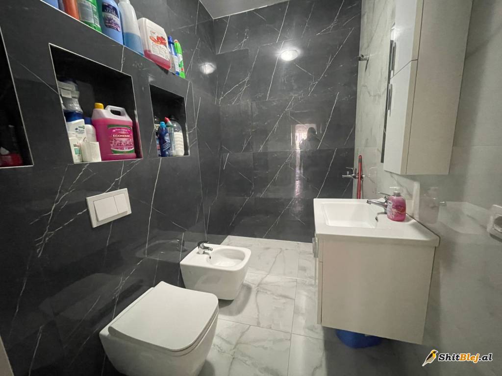 Qira, Apartament 2+1 Liqeni i Thate 