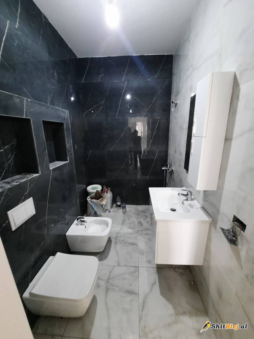 Qira, Apartament 2+1 Liqeni i Thate 