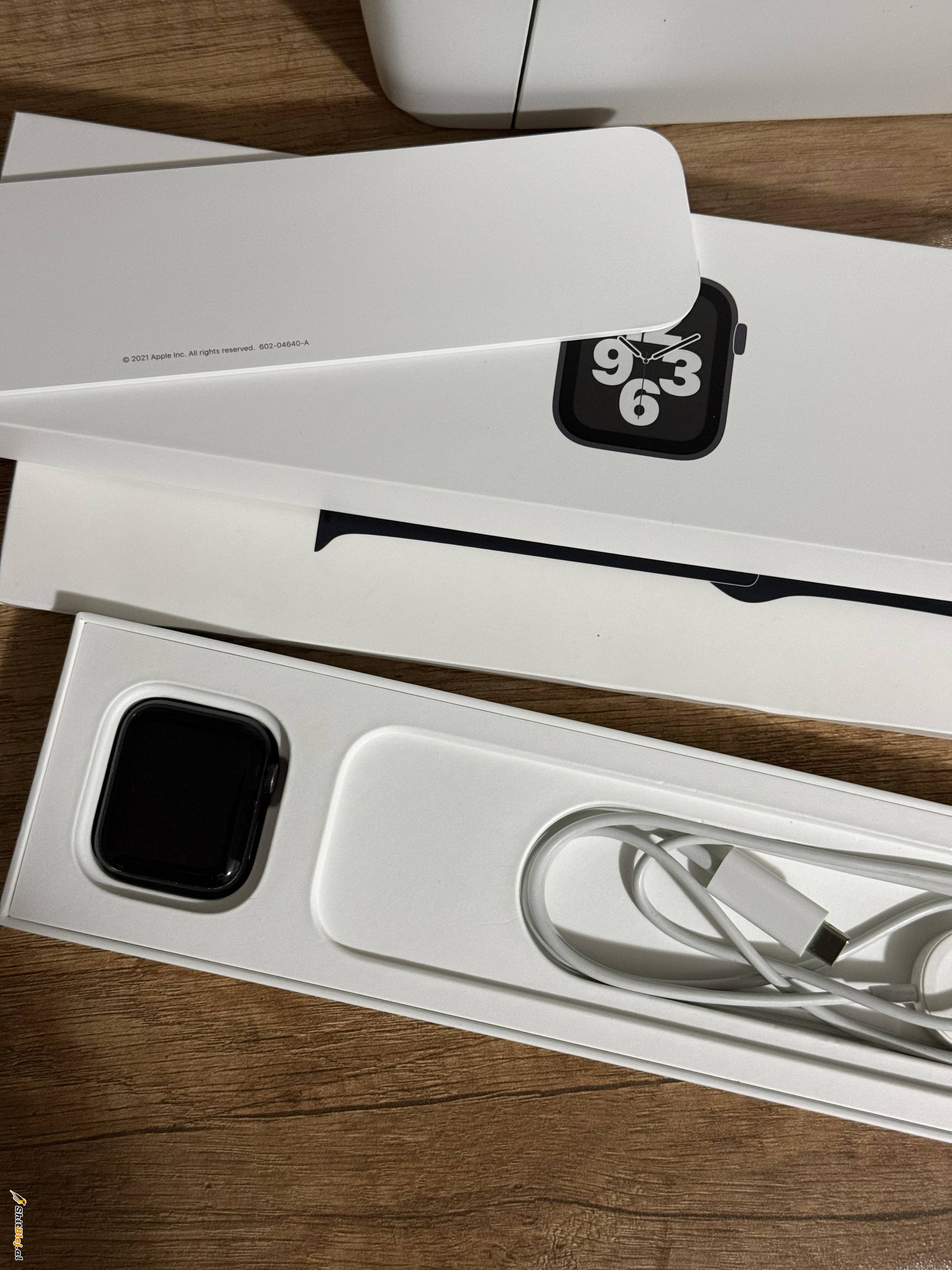 Apple Watch SE 40mm !!!