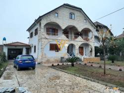 VILE 3 KATESHE ME QERA NE MEZEZ 850 EURO
