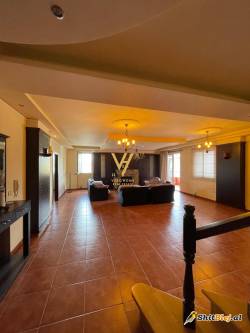 ZYRE 300 M2 TE KOMUNA E PARISIT 2500 EUR