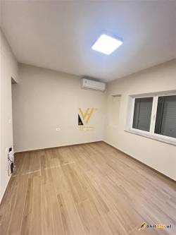 ZYRE ME QERA 50 M2 TE SH.WILLSON 600 EUR