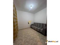 3&plus;1&plus;2&plus;BLK TE KOMUNA E PARISIT 700 E