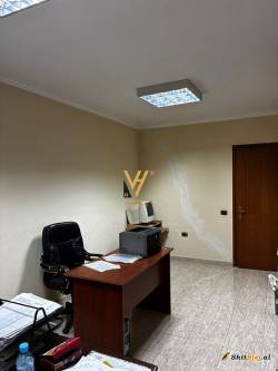 AMBIENT 18M2 TE MYSLYM SHYRI 100.000 EUR