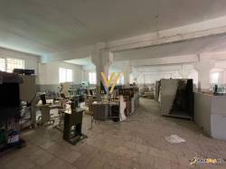 MAGAZINE 400 M2 NE ALLIAS 1.200 EURO