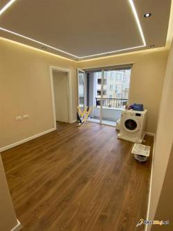  ZYRE 70 M2  TE RRUGA MINE PEZA 650 EURO