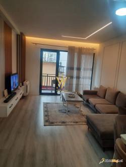2&plus;1&plus;2 ME QERA TE RRUGA E DIBRES 750 EURO