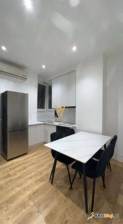 1&plus;1 ME QERA TE RR. BARRIKADAVE 650 EURO