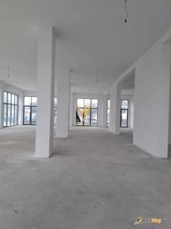 AMBIENT 600 M2 NE ASTIR 5.000 EURO