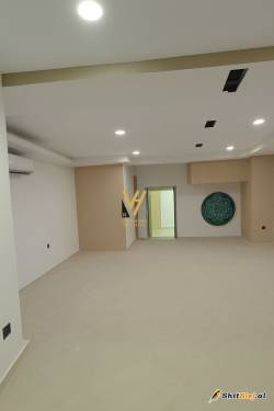AMBIENT 200 M² TE RR. ELBASANIT 2.000 EU