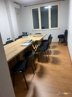 ZYRE 160 M2 TE BLV.ZOGU I PARË 1.200 EUR
