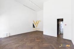 DYQAN TE RRUGA MUHAMET GJOLLESHA 850 EUR