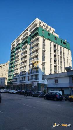 ZYRE 400 M2 TE KOMUNA PARISIT 10.000 EUR