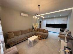 2+1+BLK TE UNAZA E RE 210.000 EURO