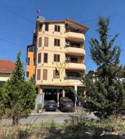 AMBIENT 1.350M2 TE SH.SHQIPONJA 10.000 E
