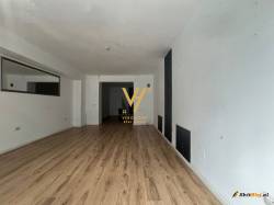 BIZNESI 50 M2 TE STADIUMI DINAMO 700 EUR