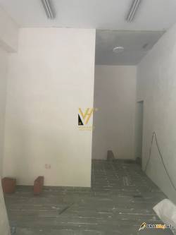 AMBIENT 27M2 TEK RRUGA BARDHYL 900 EURO