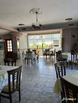  HOTEL BAR RESTORANT NE KORÇE 400.000 EU