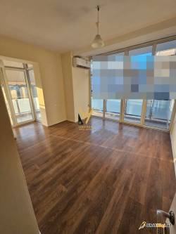 ZYRE 166 M2 ME QERA TE KIKA 2 1.300 EURO