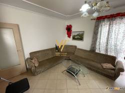 2+1+BLK ME QERA TE PAZARI I RI 600 EURO
