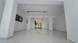 GODINE ME QIRA NE DURRES 2.200 EURO