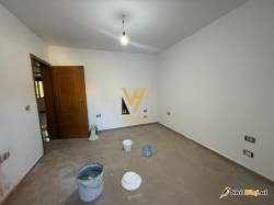 AMBIENT 70 M2 NE VASIL SHANTO 50.000 LEK