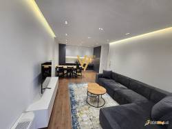 2+1+2 TEK RRUGA HIM KOLLI 1.000 EURO