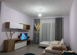 1+1+BLK ME QERA TE UNAZA E RE 500 EURO