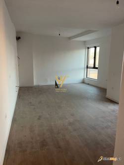 ZYRE 90 M2 TE MYSLYM SHYRI 1.000 EURO