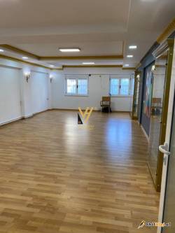 AMBIENTME QIRA TE MUZEU KOMBËTAR 1.500EU