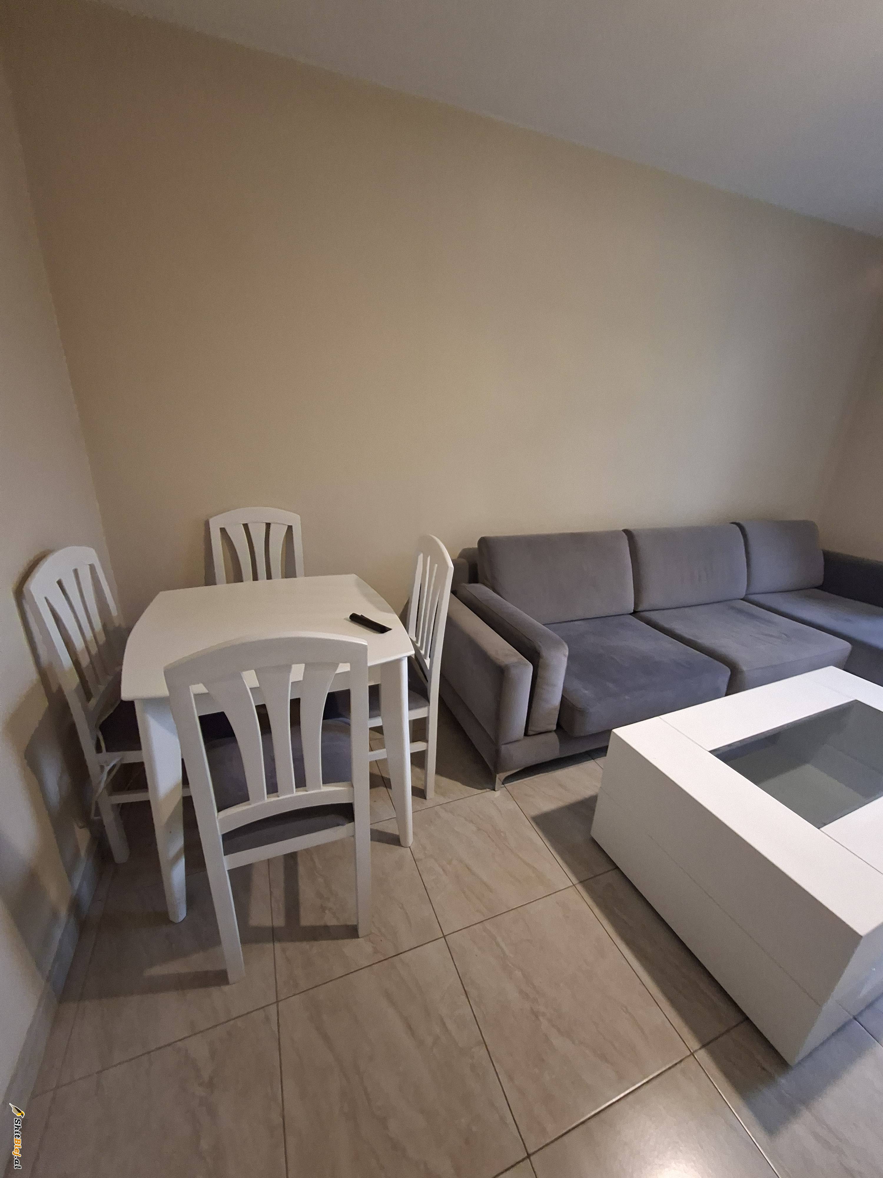 APARTAMENT 2&plus;1 ME QIRA ISH EKSPOZITA 