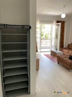 Qira, Apartament 2+1 Liqeni i Thate 