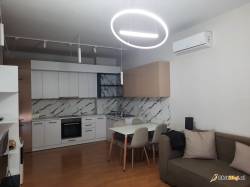 Qira, Apartament 2+1+2, Rruga Kavajës, 